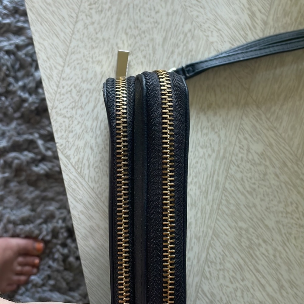Wallet - Picture 2 of 3